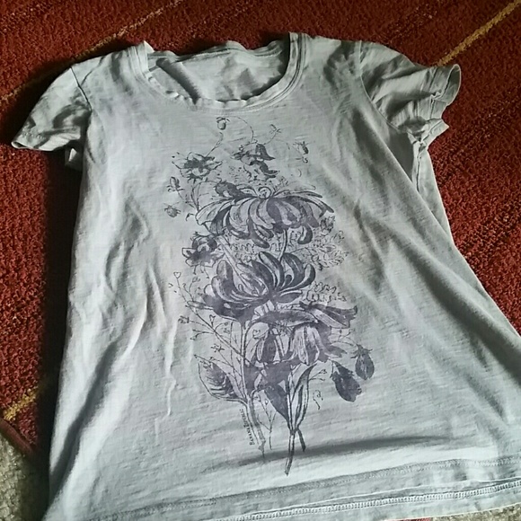 Banana Republic graphic t shirt - Picture 1 of 5